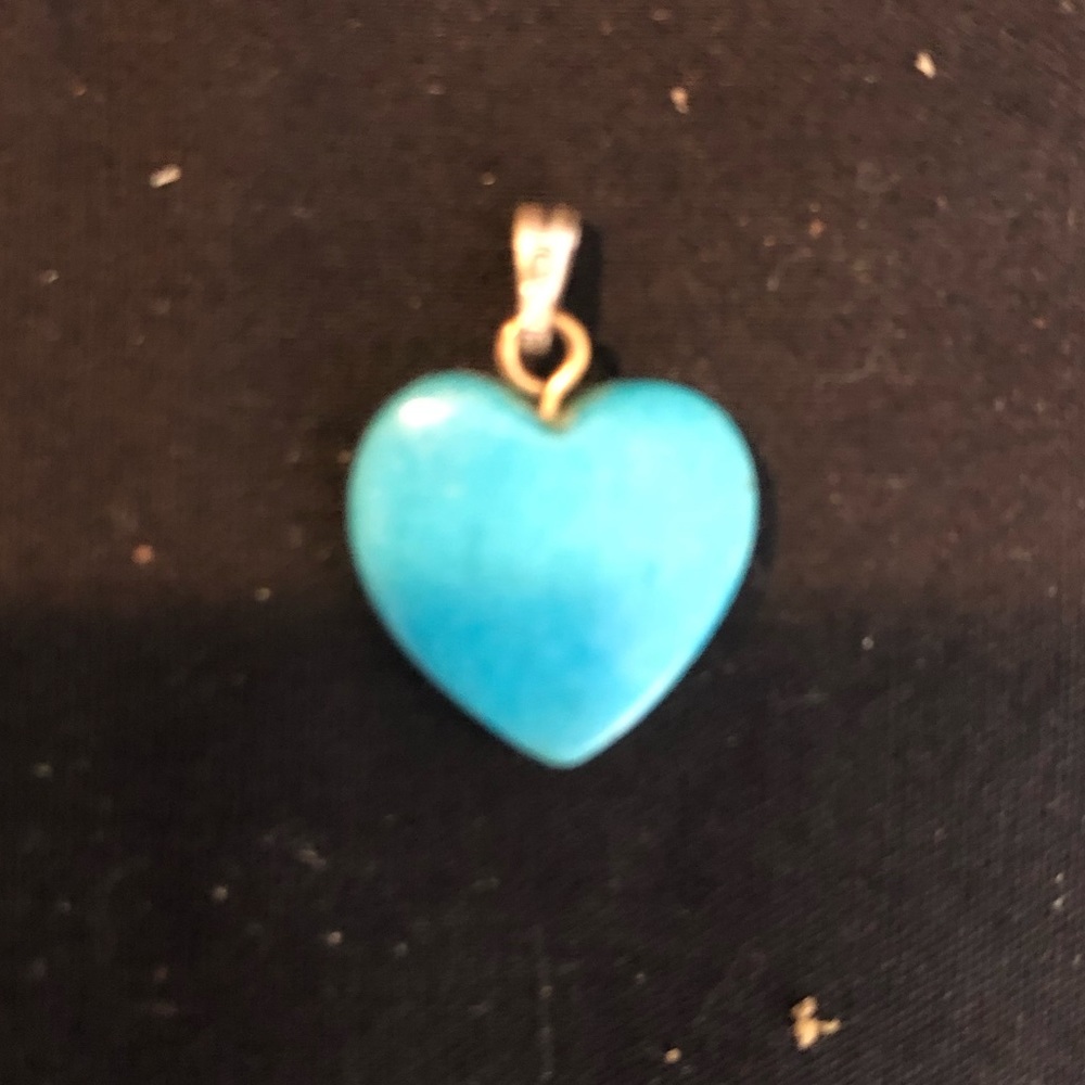 Small turquoise pendant heart